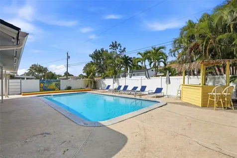 8580 139th Lane Seminole FL 33776