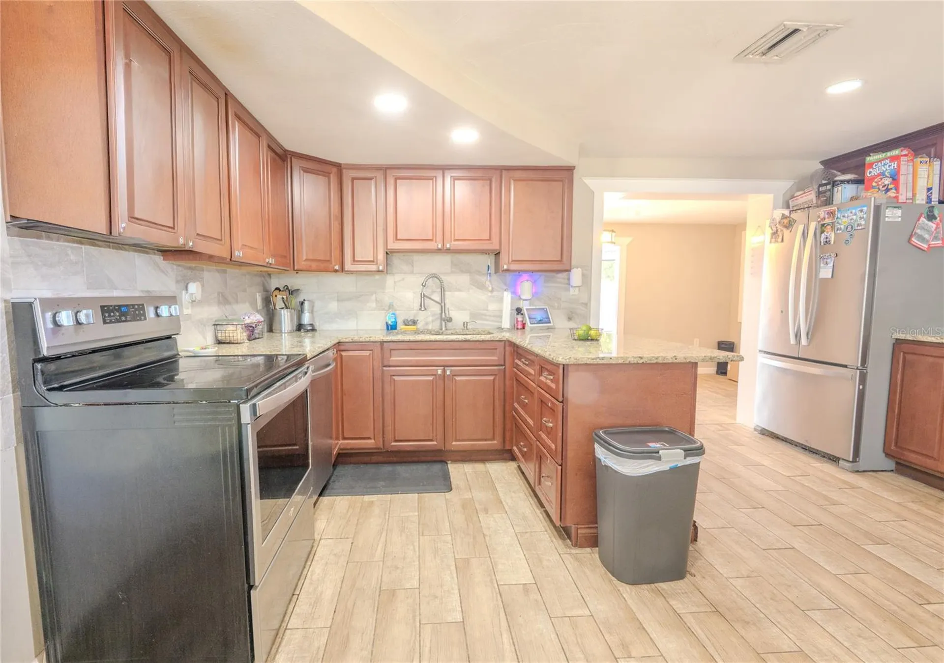 1050 Deal Lane Holiday FL 34691
