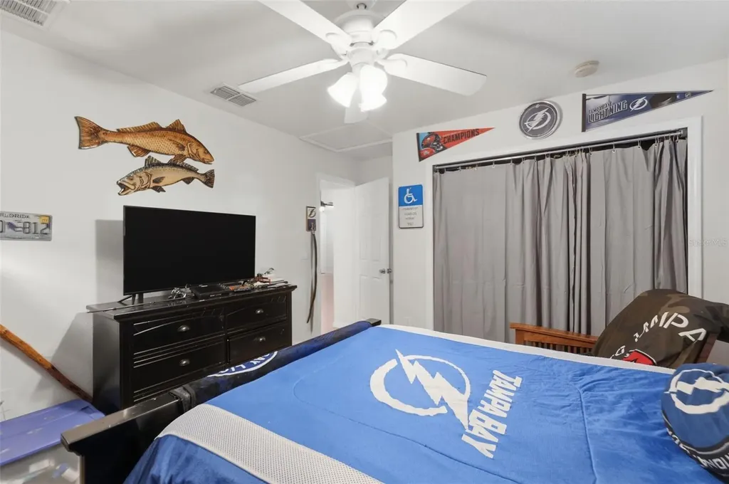 10294 Dotted Wren Avenue Weeki Wachee FL 34613