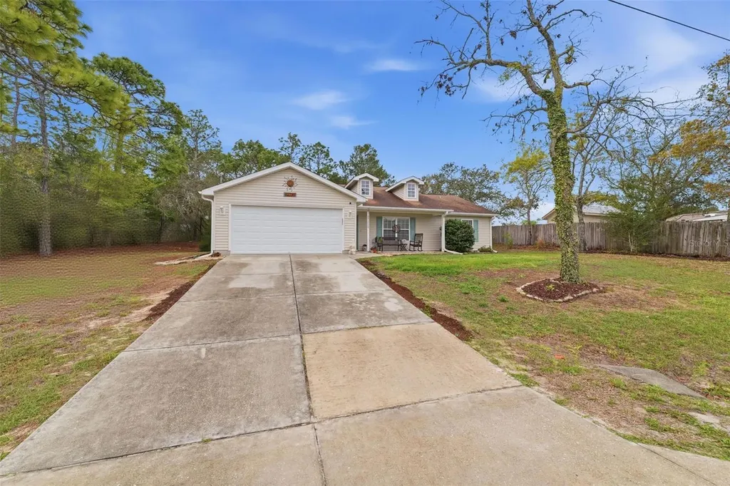 10294 Dotted Wren Avenue Weeki Wachee FL 34613