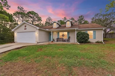 10294 Dotted Wren Avenue Weeki Wachee FL 34613