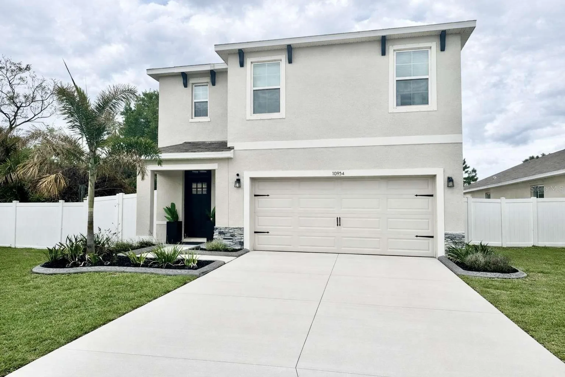 10954 Carlton Fields Drive Riverview FL 33579
