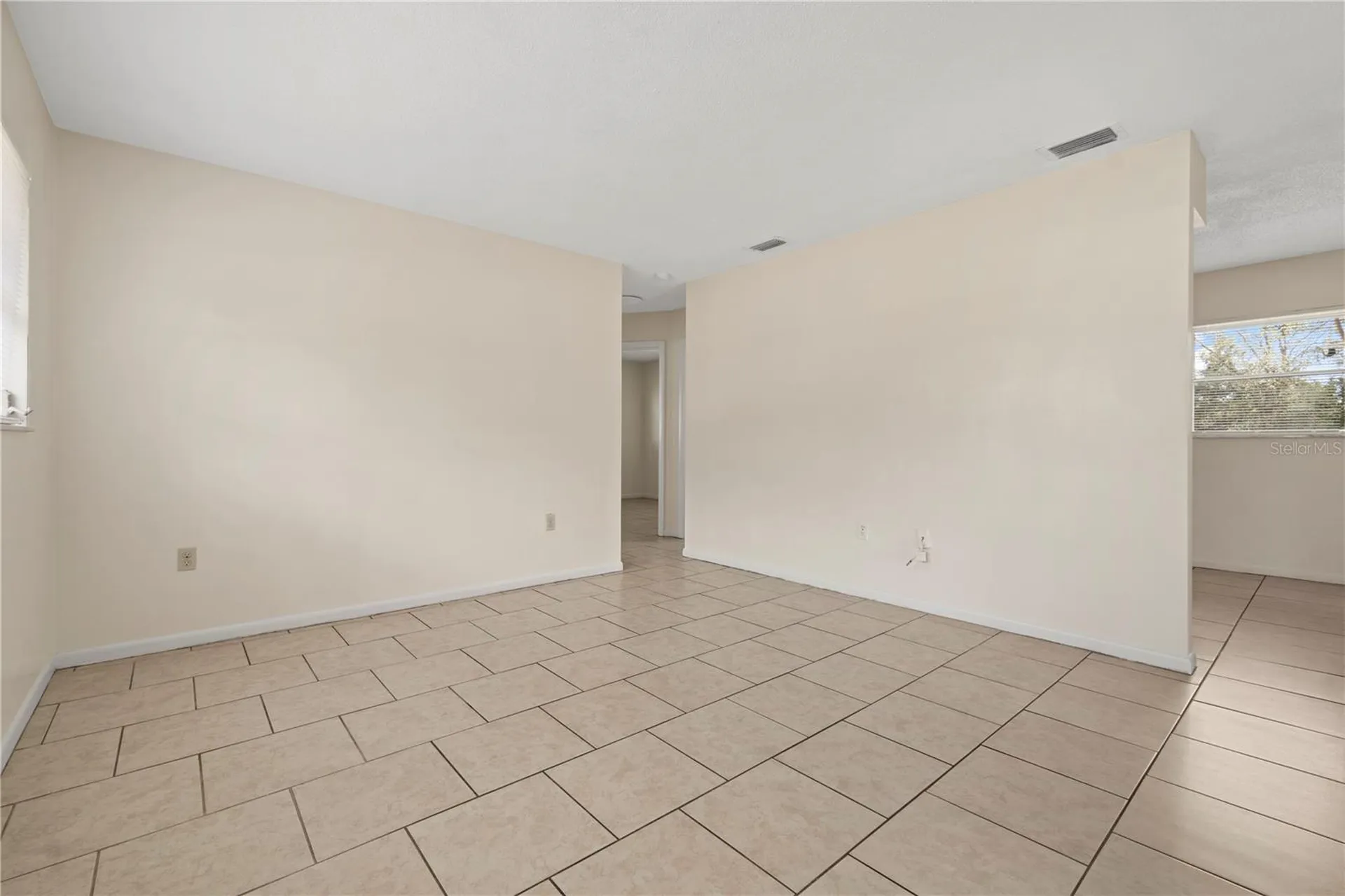 24 Bahia Loop Ocala FL 34472