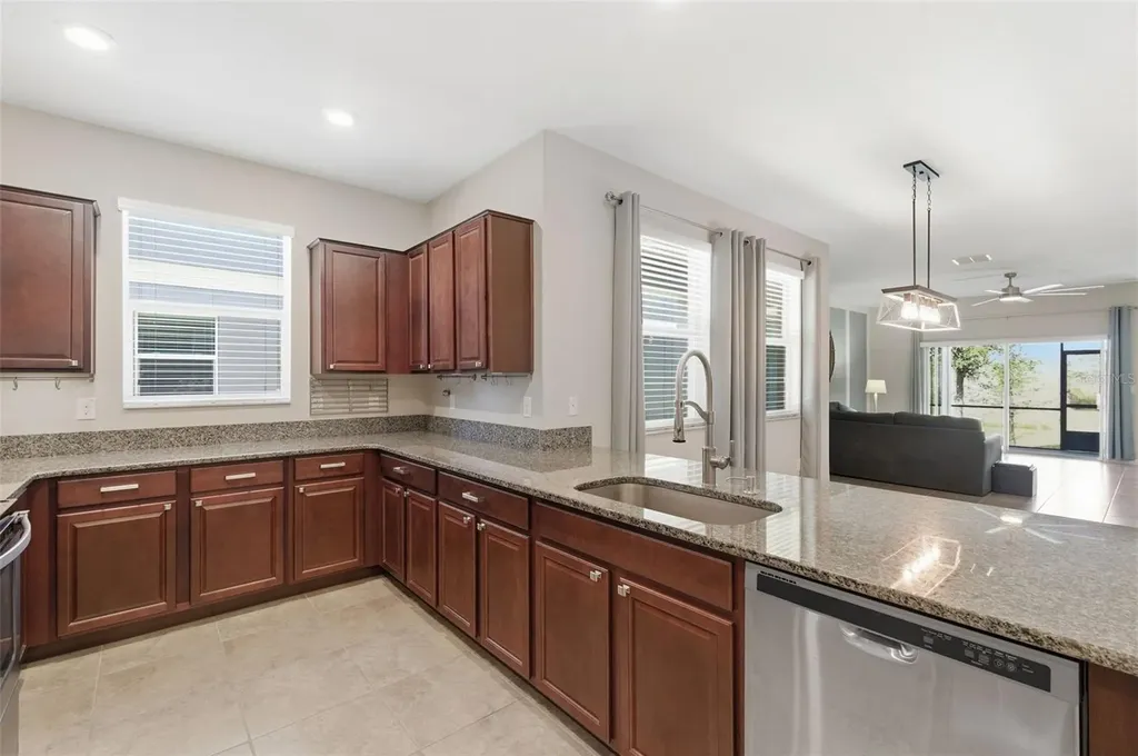 10668 Lake Montauk Drive Riverview FL 33578