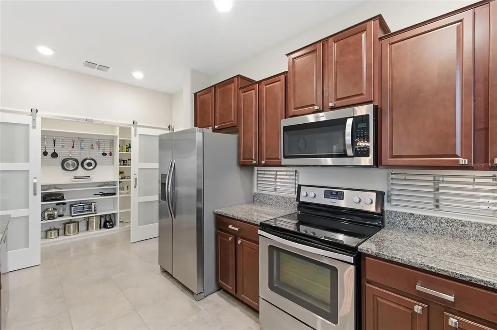 10668 Lake Montauk Drive Riverview FL 33578