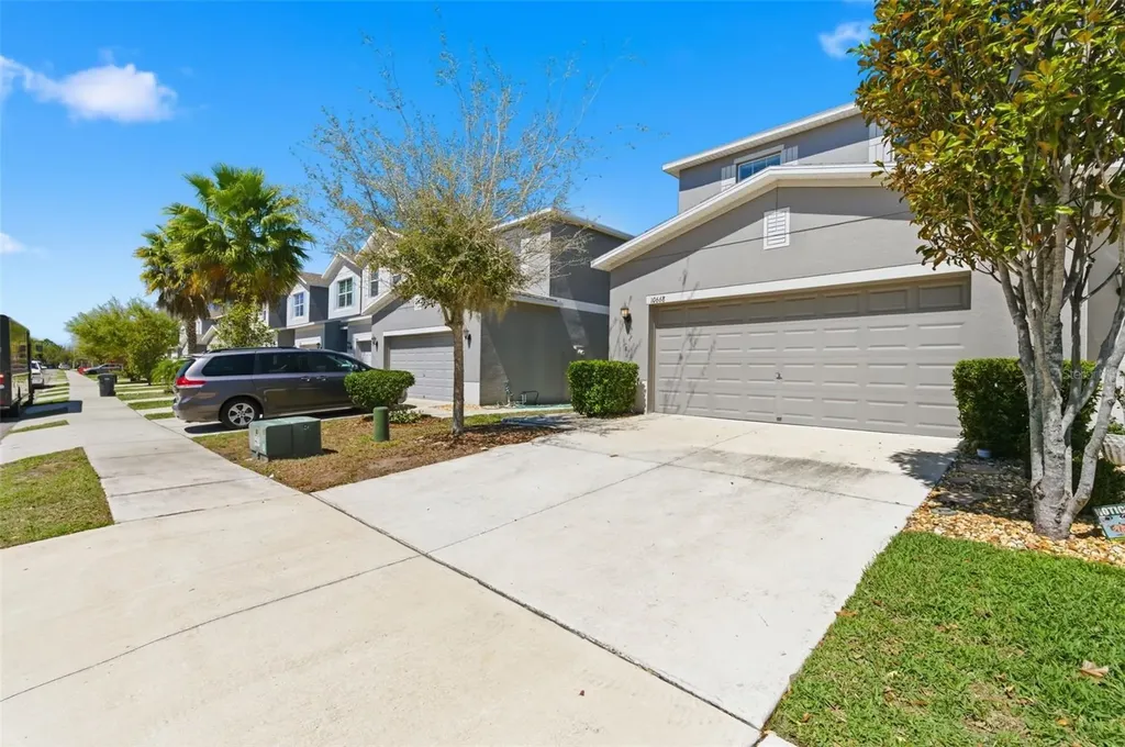 10668 Lake Montauk Drive Riverview FL 33578