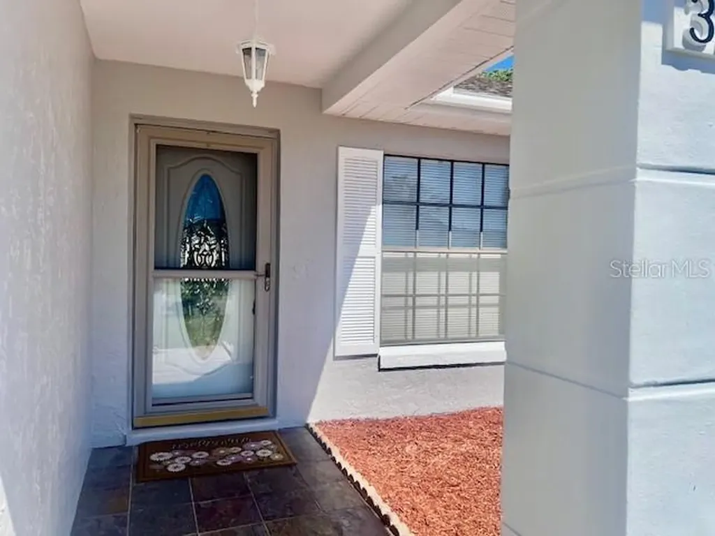 325 Lariat Lane Kissimmee FL 34743