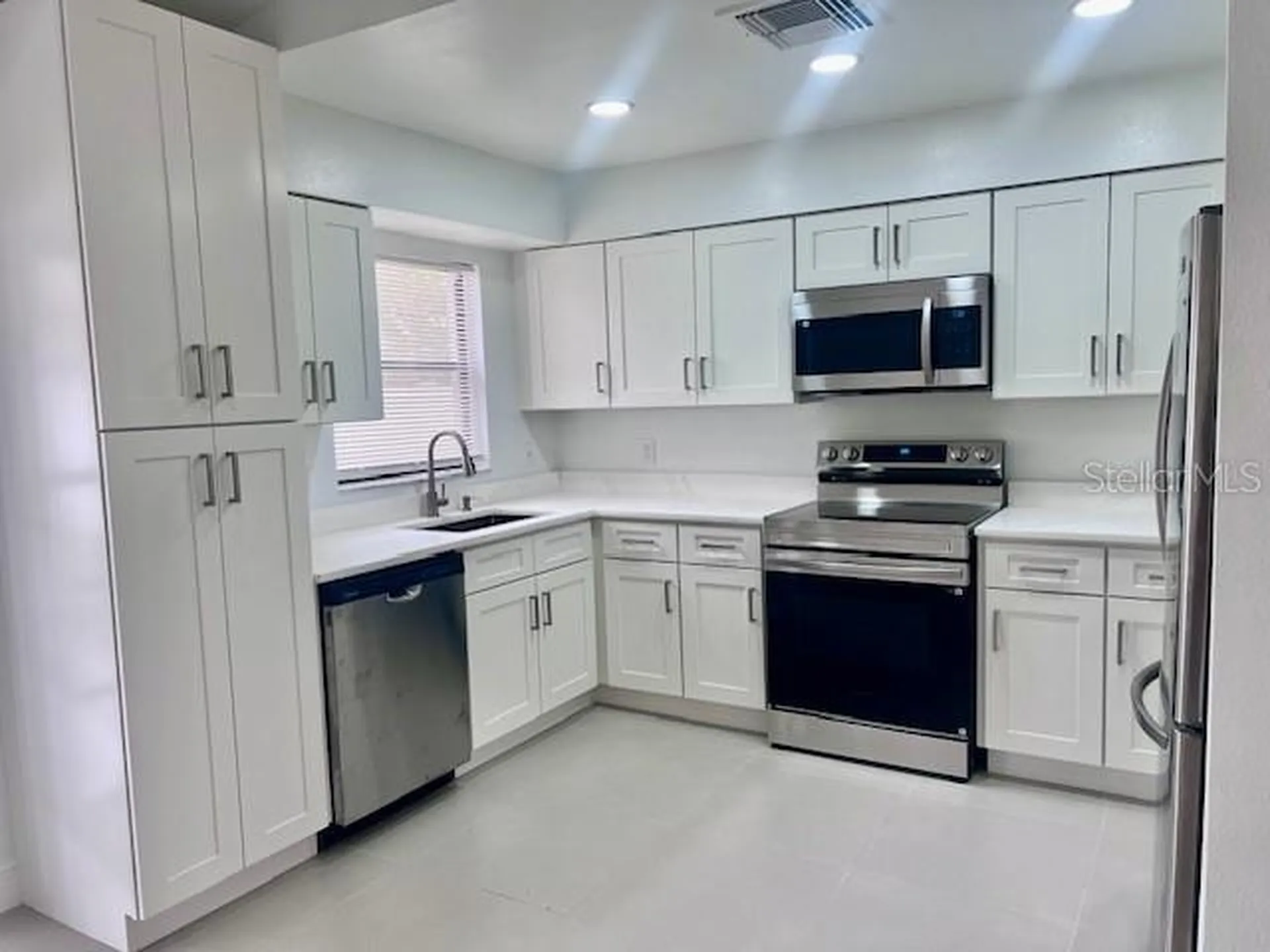 325 Lariat Lane Kissimmee FL 34743