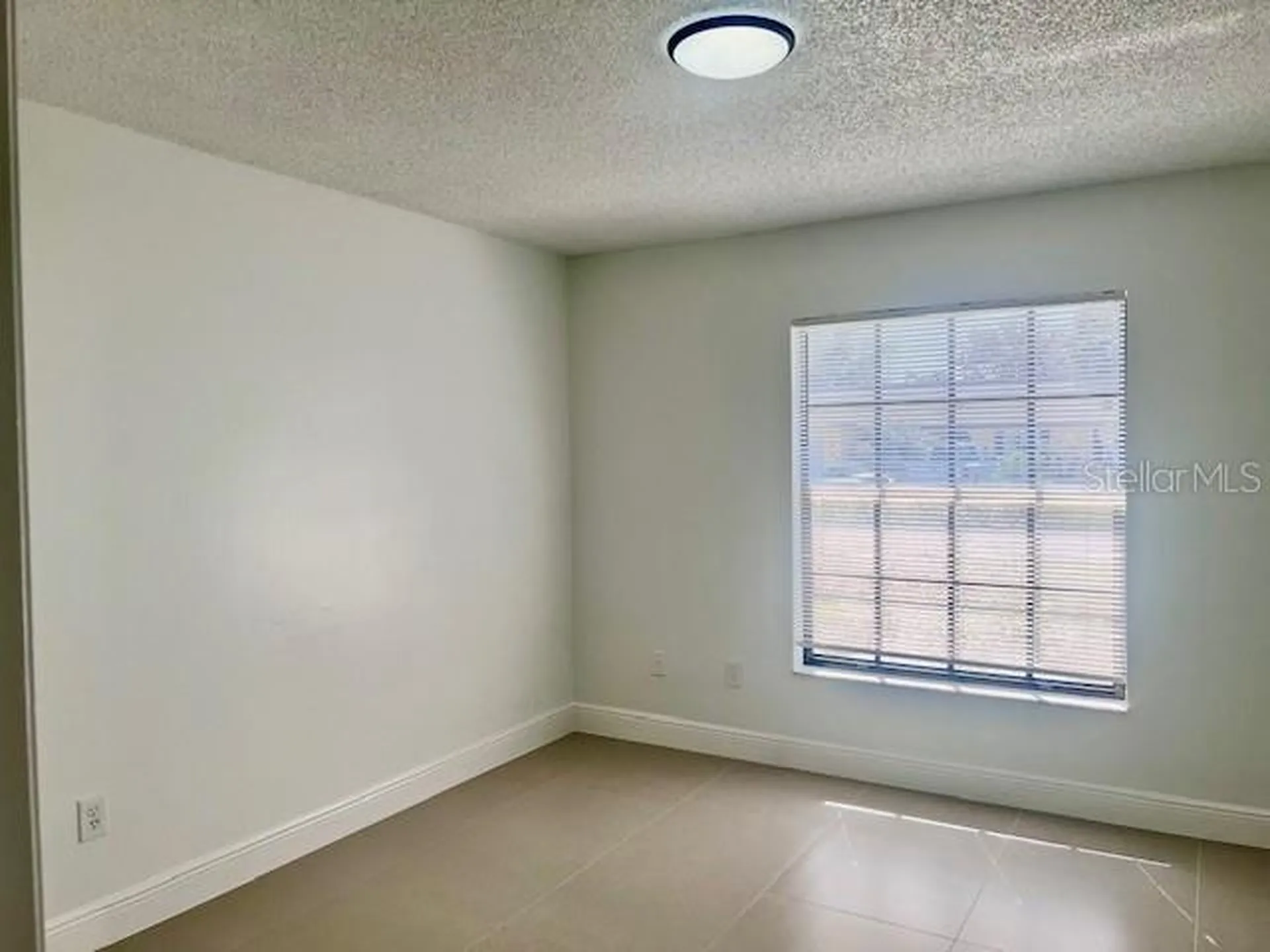 325 Lariat Lane Kissimmee FL 34743
