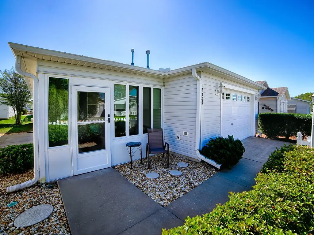 17385 SE 78th Draughton Court The Villages FL 32162
