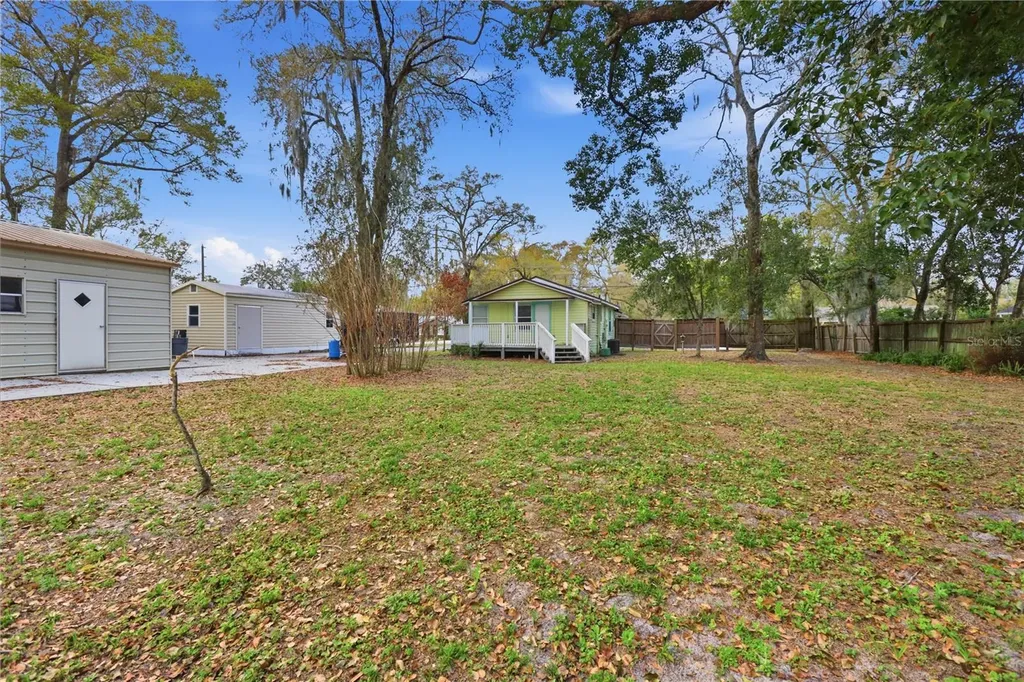 1120 E Minnesota Avenue Deland FL 32724
