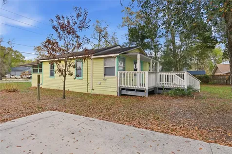 1120 E Minnesota Avenue Deland FL 32724