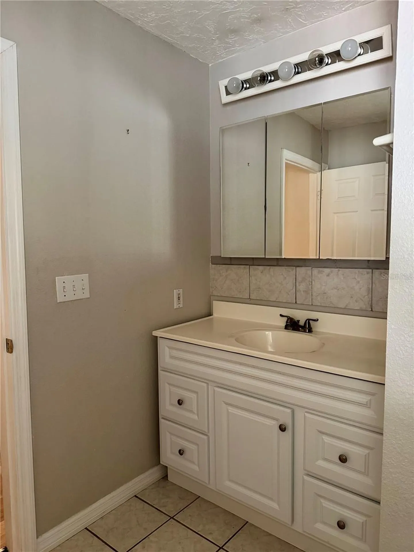 2419 Wells Avenue Sarasota FL 34232