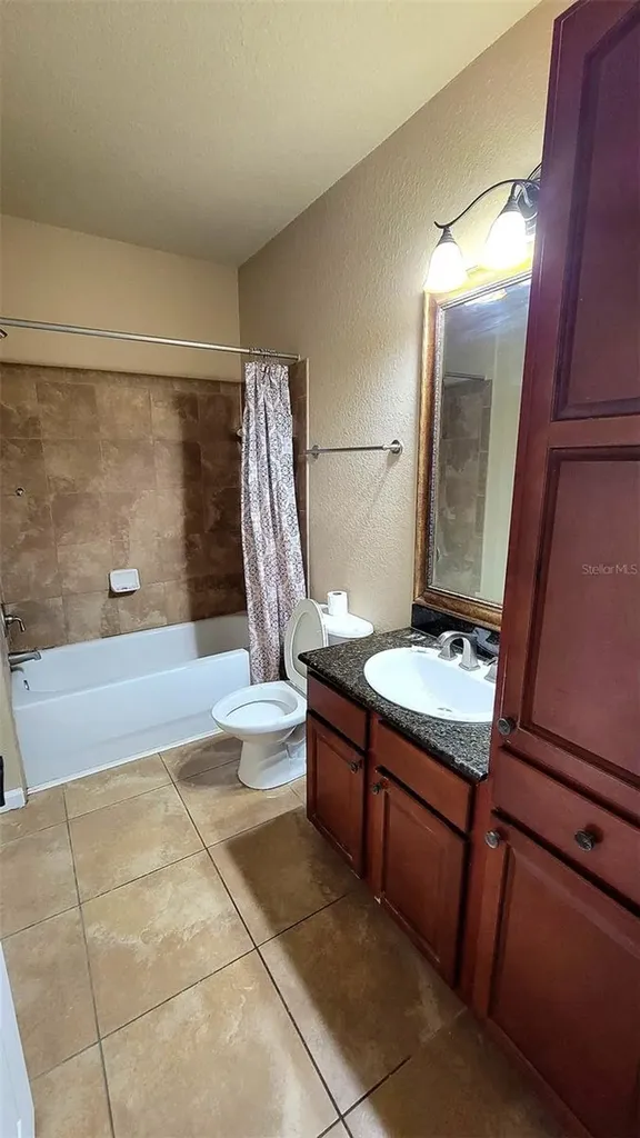 914 Charo Parkway Davenport FL 33897