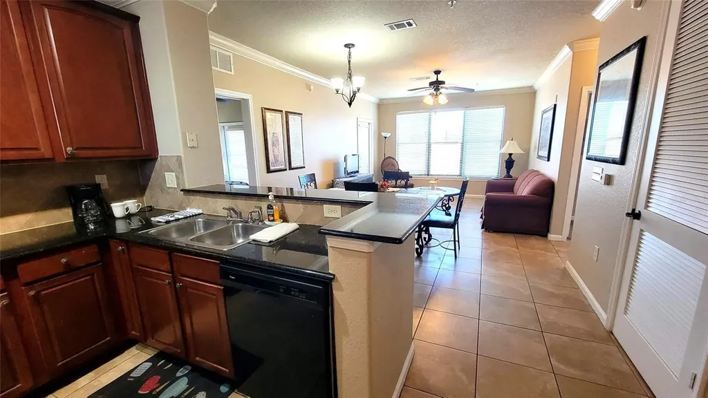 914 Charo Parkway Davenport FL 33897