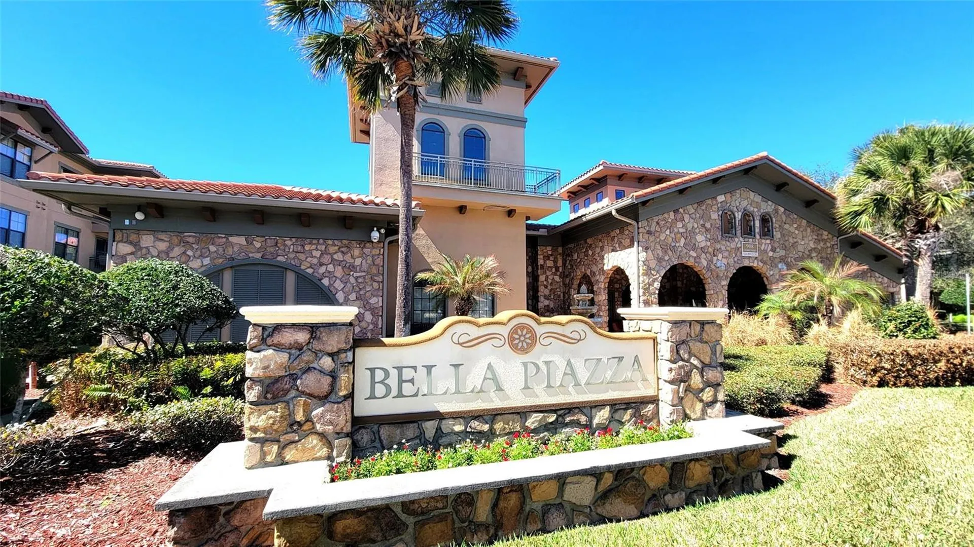914 Charo Parkway Davenport FL 33897