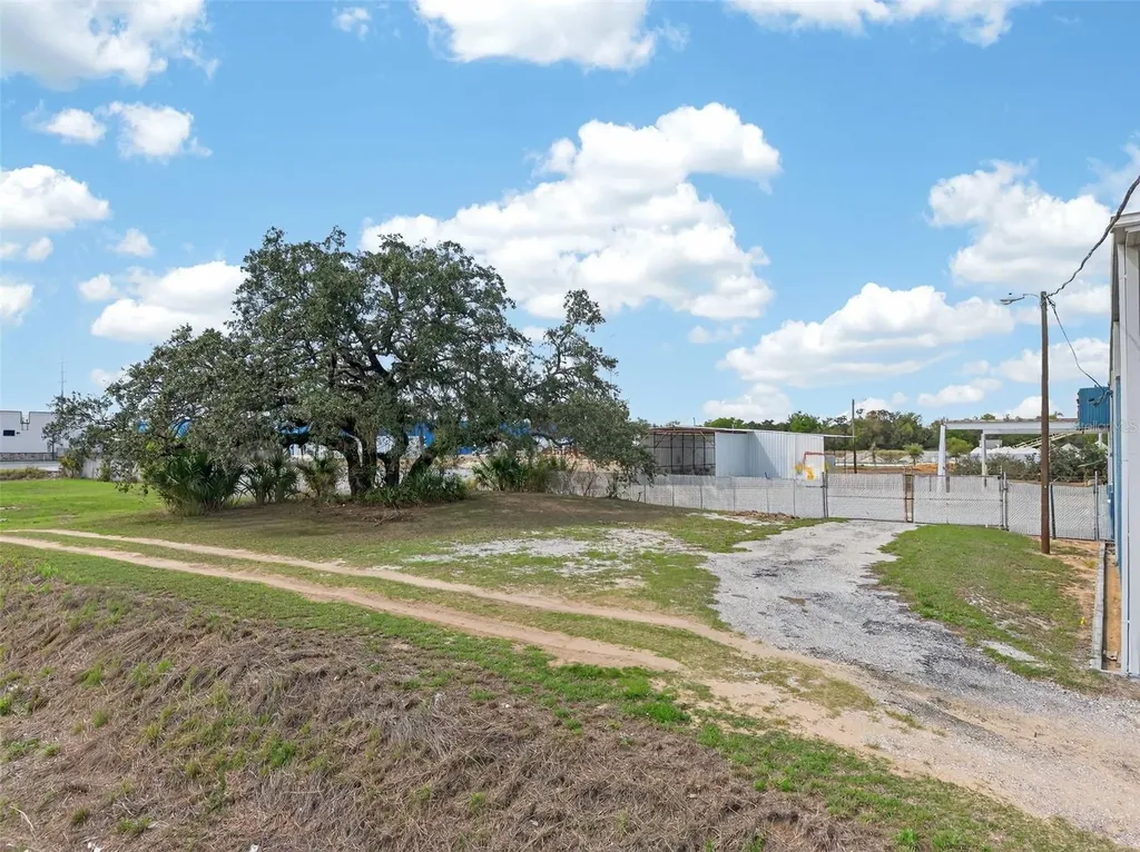 Highway 17 92 N Haines City FL 33844