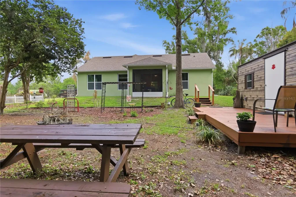 2200 N Clara Avenue Deland FL 32720