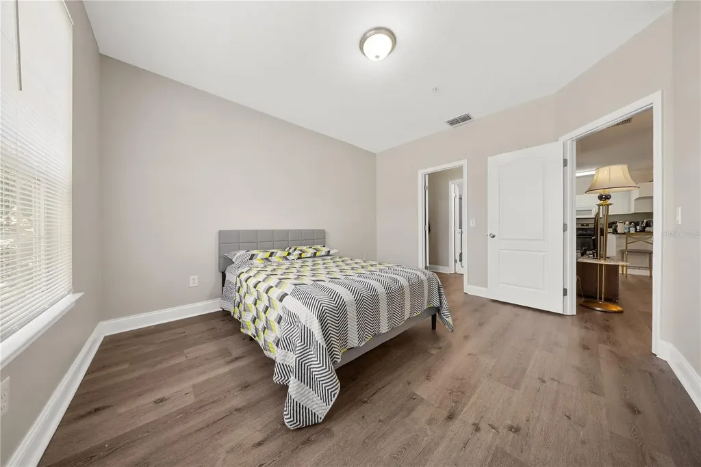 3307 S Kirkman Road Orlando FL 32811