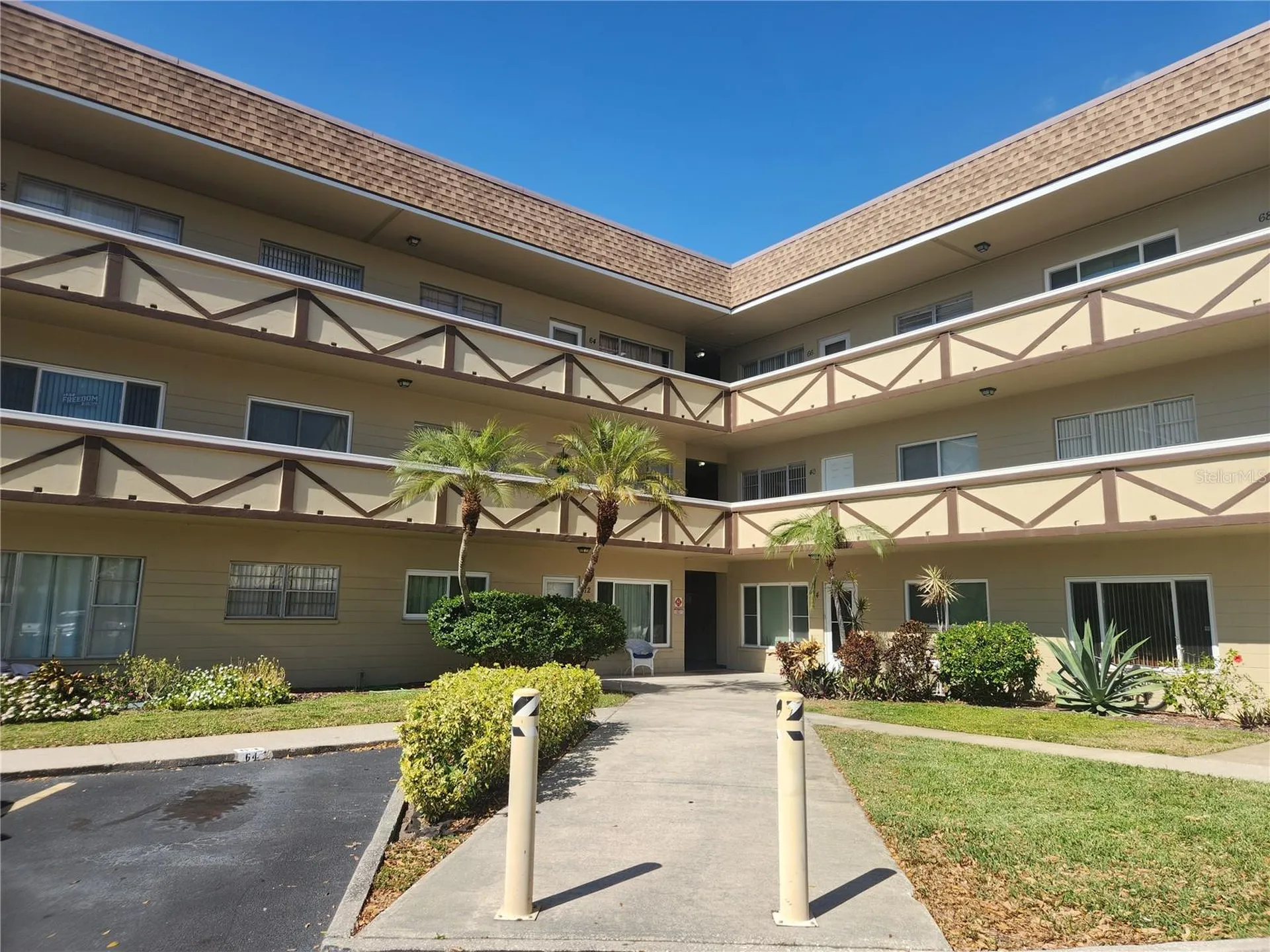 2464 Australia Way E Clearwater FL 33763