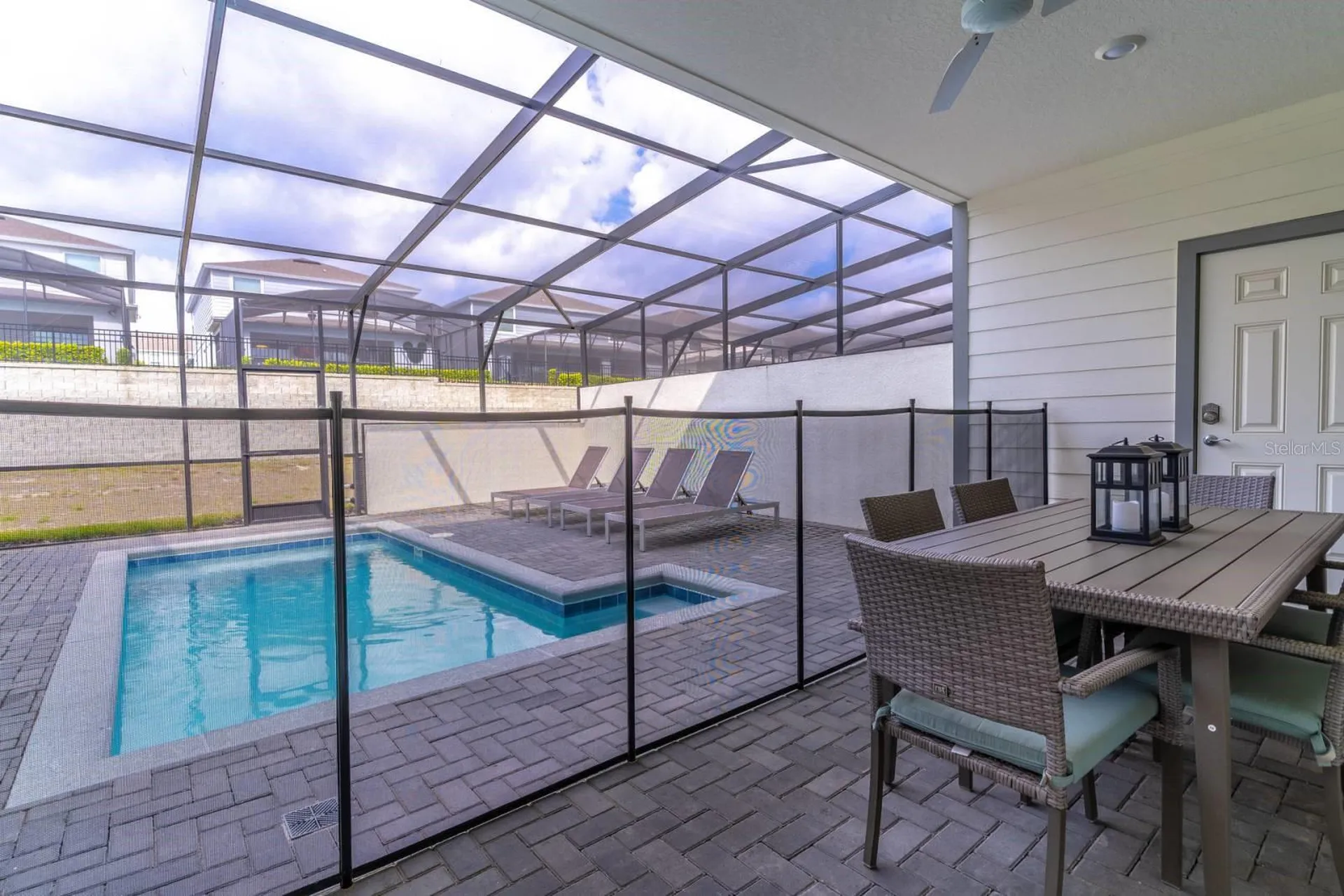 886 Paradise Drive Davenport FL 33897