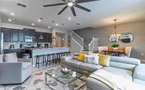 886 Paradise Drive Davenport FL 33897