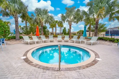886 Paradise Drive Davenport FL 33897