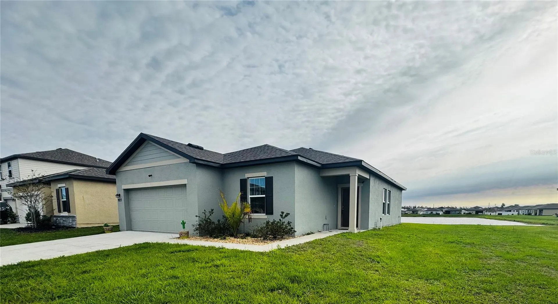 927 Kelly Fern Loop Ruskin FL 33570