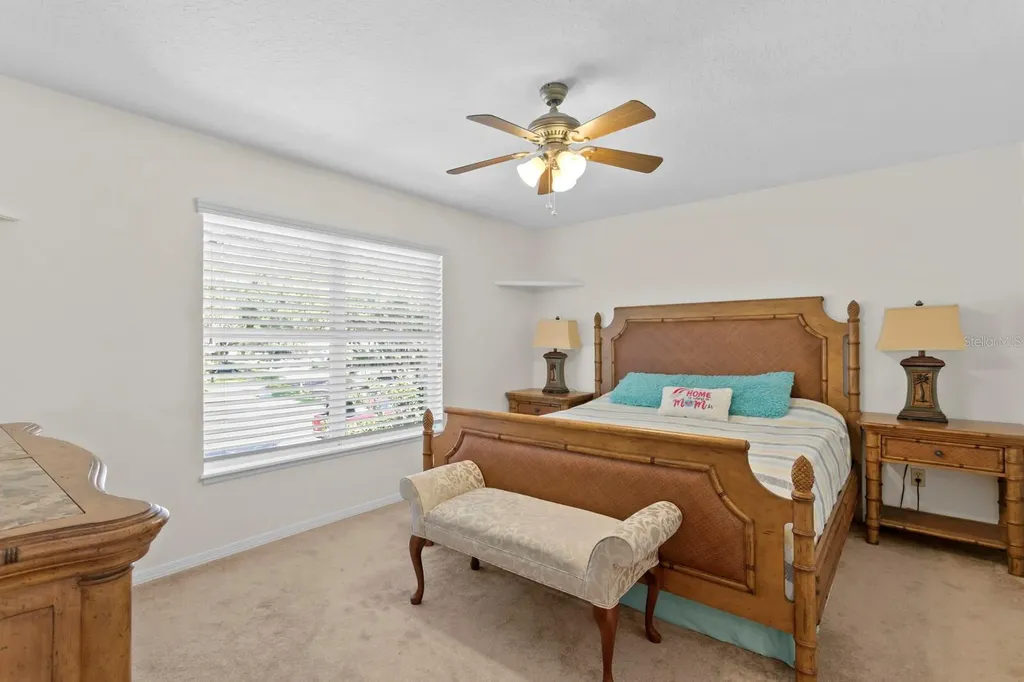 13548 Lake Magdalene Drive Tampa FL 33613