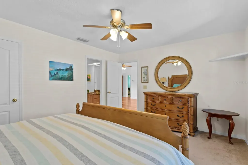 13548 Lake Magdalene Drive Tampa FL 33613