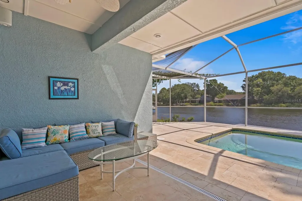 13548 Lake Magdalene Drive Tampa FL 33613