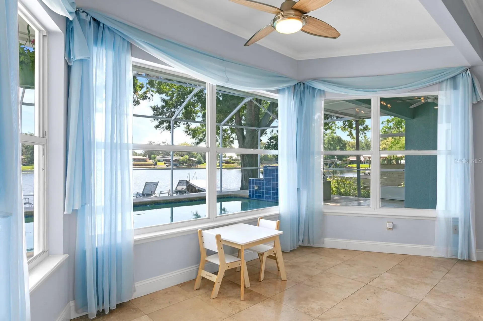 13548 Lake Magdalene Drive Tampa FL 33613