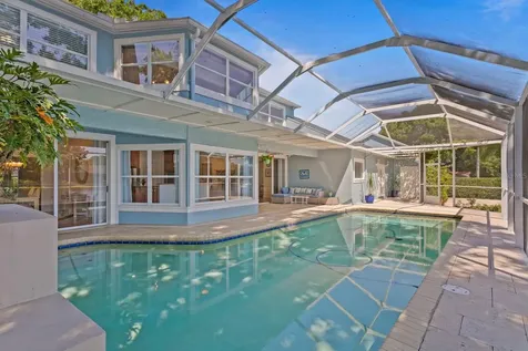 13548 Lake Magdalene Drive Tampa FL 33613