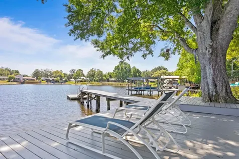 13548 Lake Magdalene Drive Tampa FL 33613