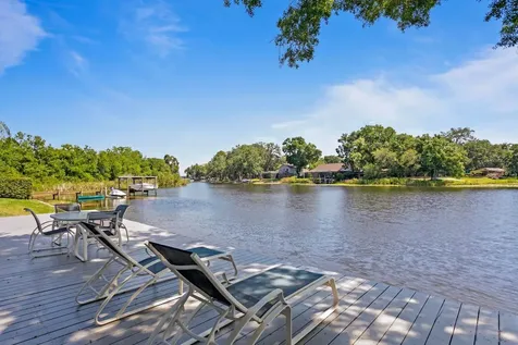 13548 Lake Magdalene Drive Tampa FL 33613