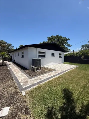 1766 Maryland Avenue NE St Petersburg FL 33703