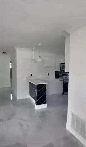 1766 Maryland Avenue NE St Petersburg FL 33703