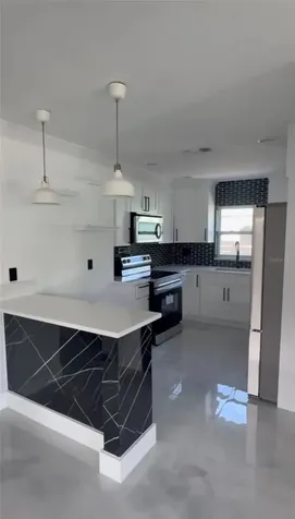 1766 Maryland Avenue NE St Petersburg FL 33703