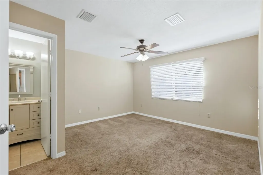3804 41st Avenue W Bradenton FL 34205