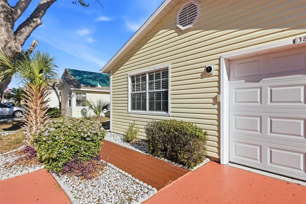 3804 41st Avenue W Bradenton FL 34205