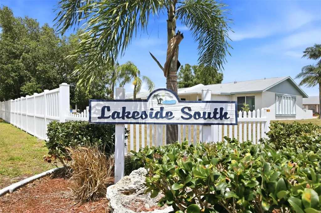 3804 41st Avenue W Bradenton FL 34205