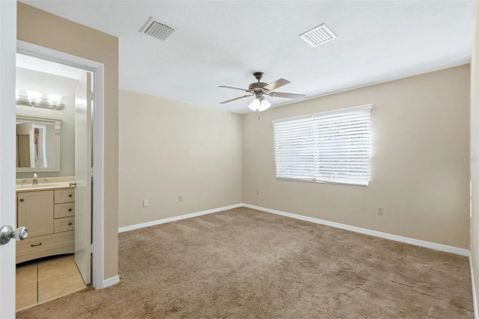3804 41st Avenue W Bradenton FL 34205
