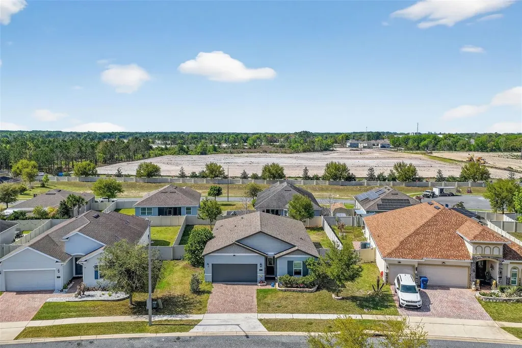 231 Messina Place Howey In The Hills FL 34737