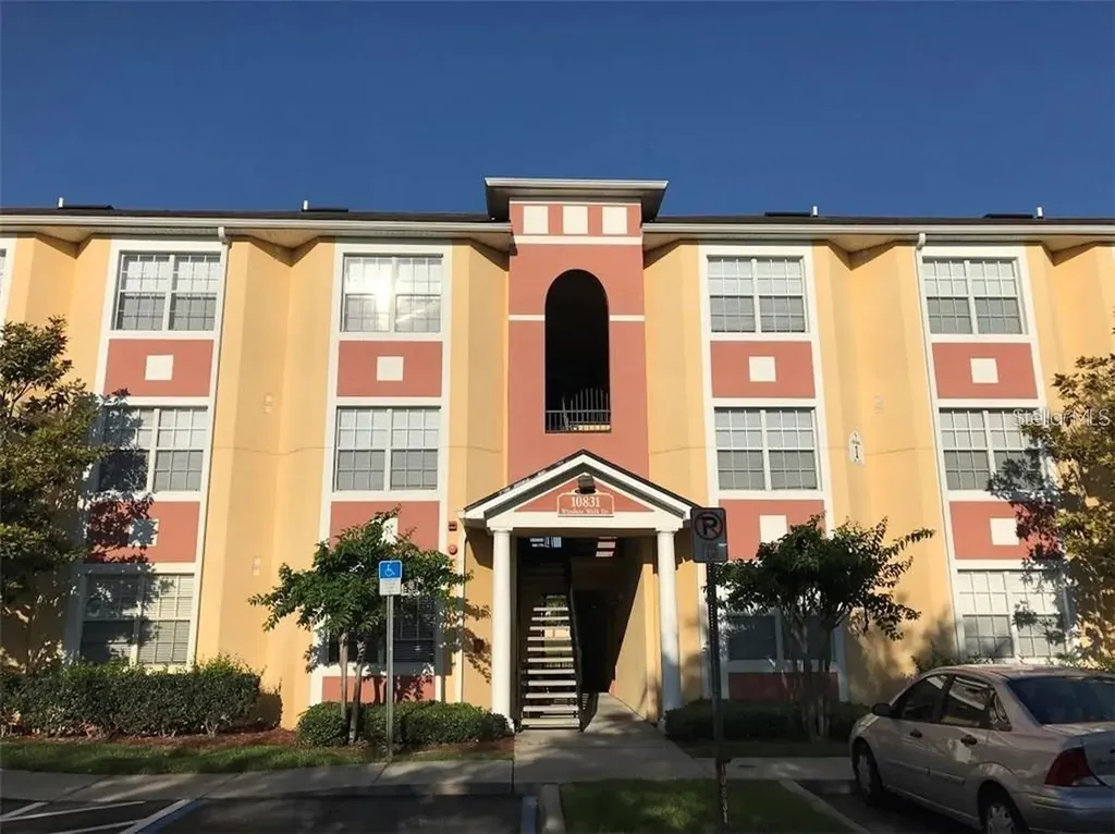 10831 Windsor Walk Drive Orlando FL 32837