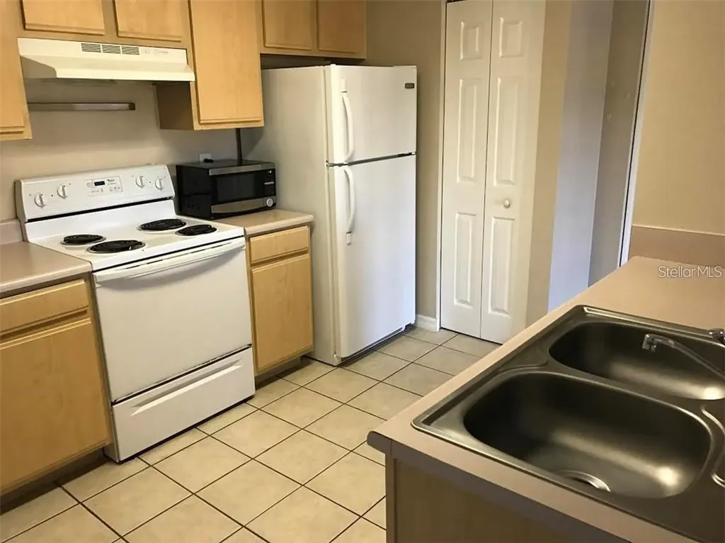 10831 Windsor Walk Drive Orlando FL 32837