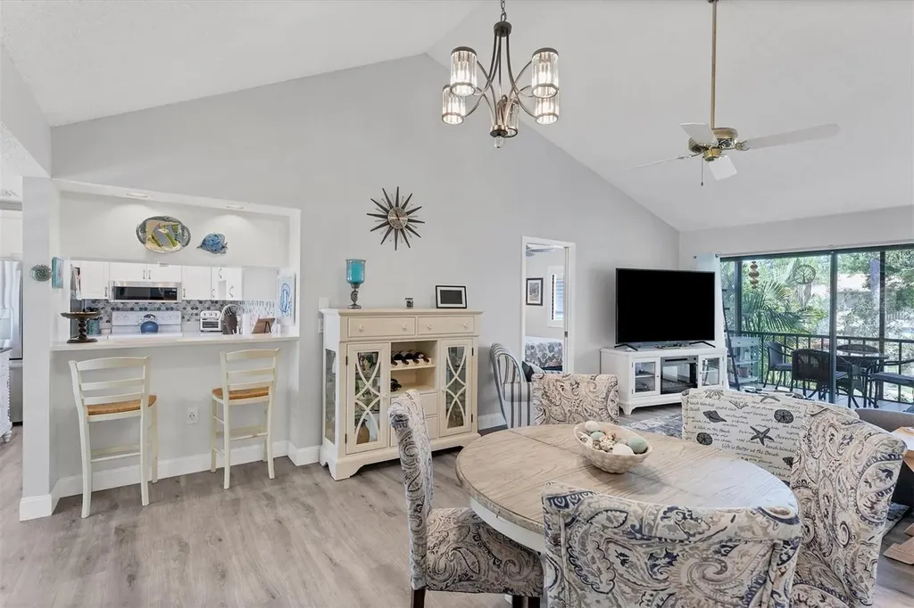 667 Bird Bay Circle Venice FL 34285
