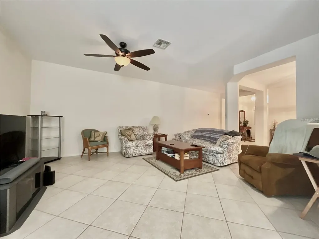 2079 Marsh Hawk Drive Orlando FL 32837