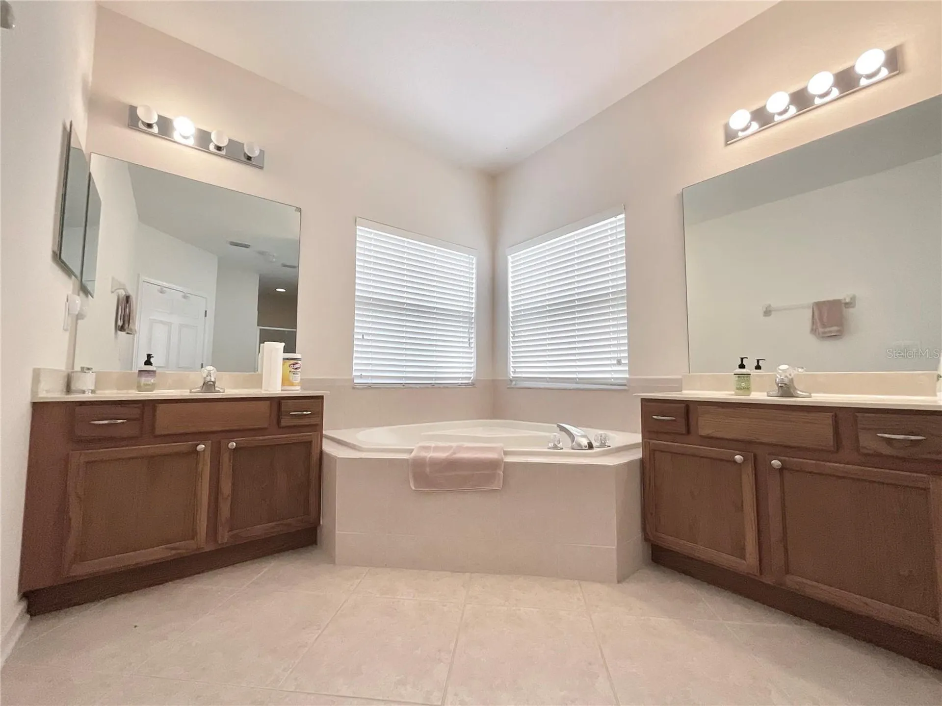 2079 Marsh Hawk Drive Orlando FL 32837