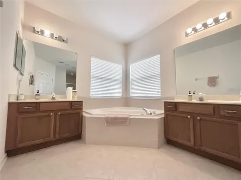 2079 Marsh Hawk Drive Orlando FL 32837