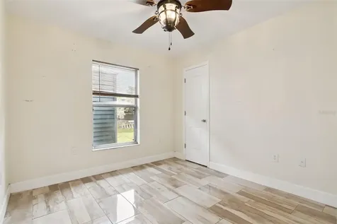 2260 Dolarway Street Sanford FL 32771